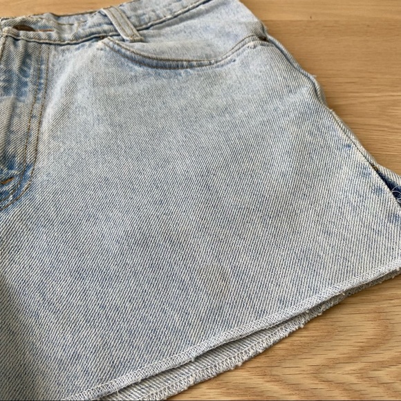 Vintage Levi's 550 Orange Tab Cut Off Shorts - Picture 10 of 10